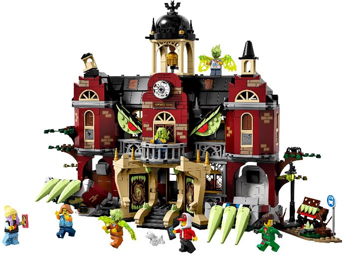 Newbury Haunted High School LEGO Set 70425